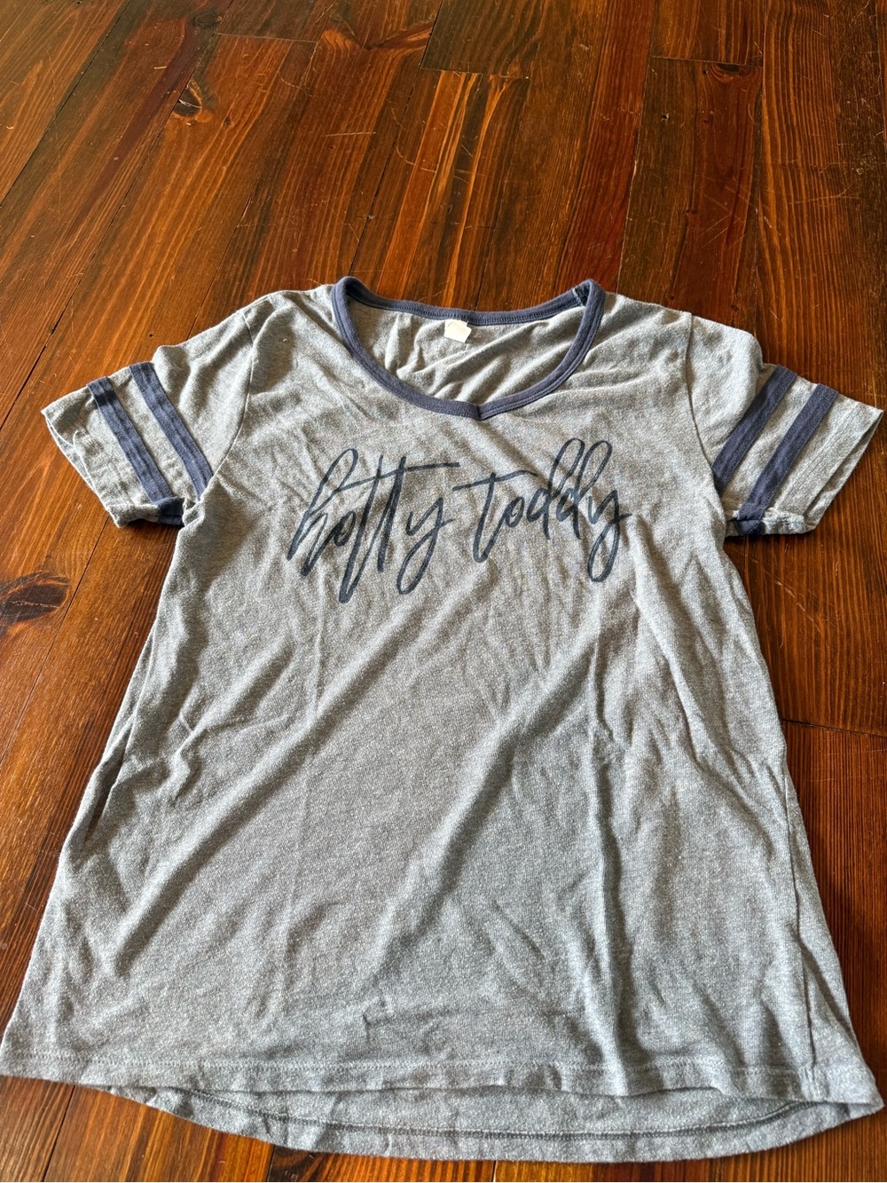 Gray Short Sleeve Hotty Toddy Tee with Navy Trim